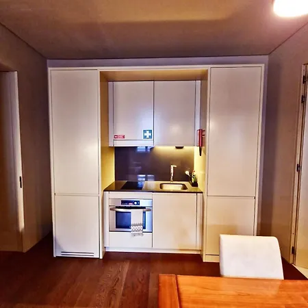 Apartman Modern Roof View
