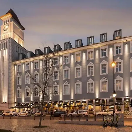 Modern I Roof View * ליסבון