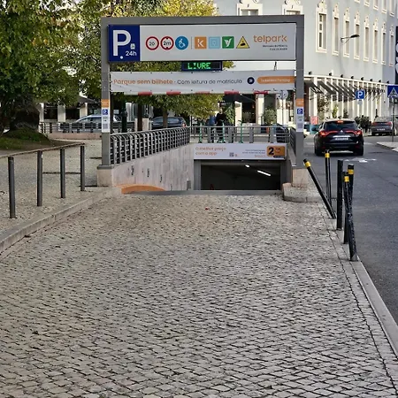 Modern I Roof View شقة *